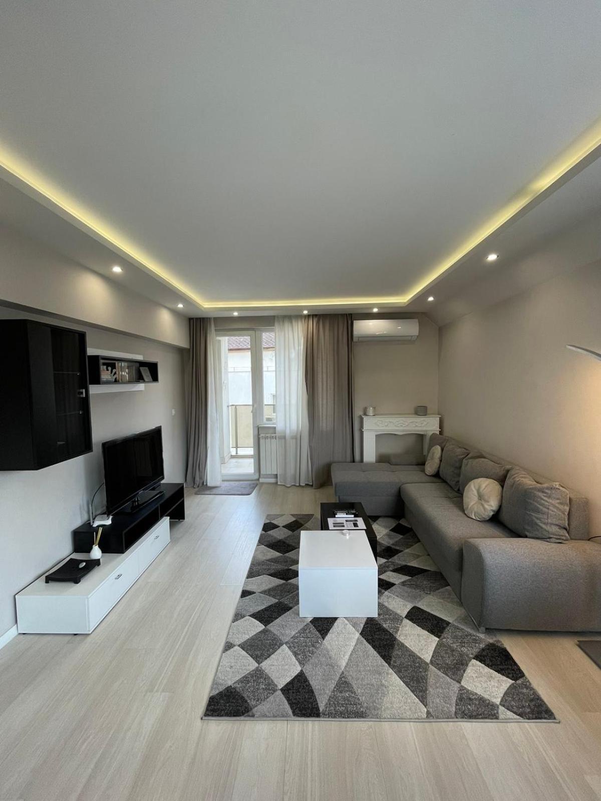 Apartament Chicago Modern 1bdr Near Arena 8888 And Sofiamed